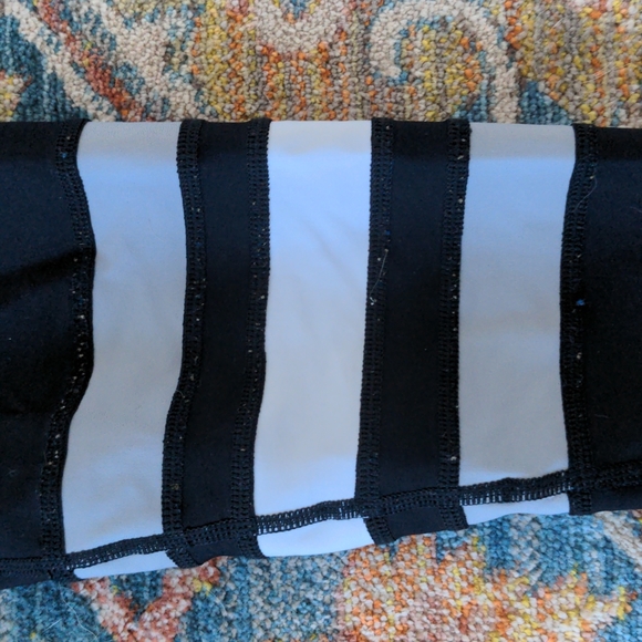 Aerie Legging Striped Leg - Picture 4 of 4